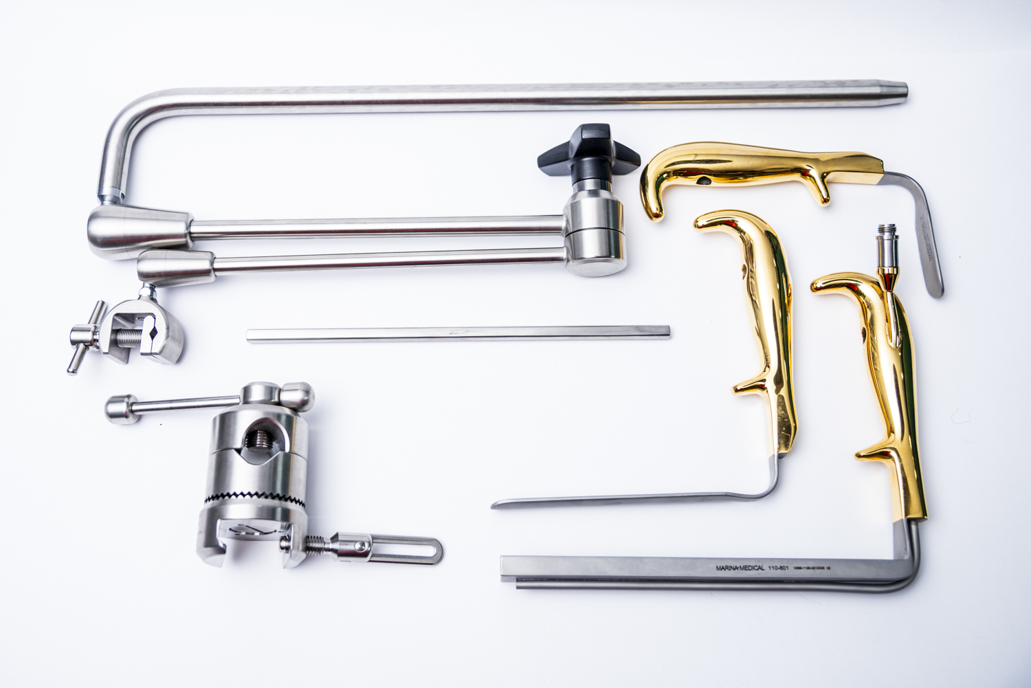 Hoyos Interlocking Retractor Hoyos Interlocking Retractor